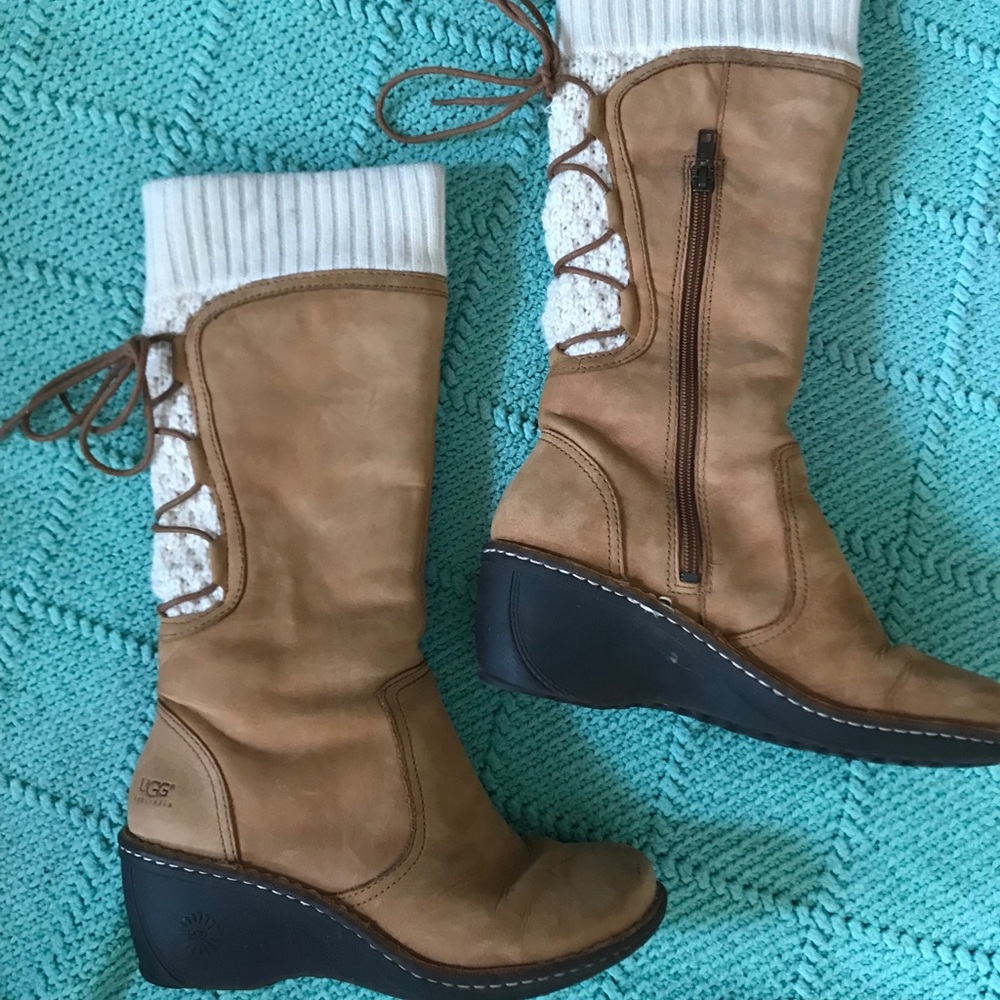 Ugg size 8 boots.  Hardly worn!